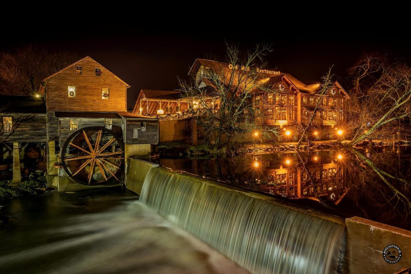 Views I Mins To Dollywood I Hot Tub I Pool Table Villa Sevierville Exterior foto